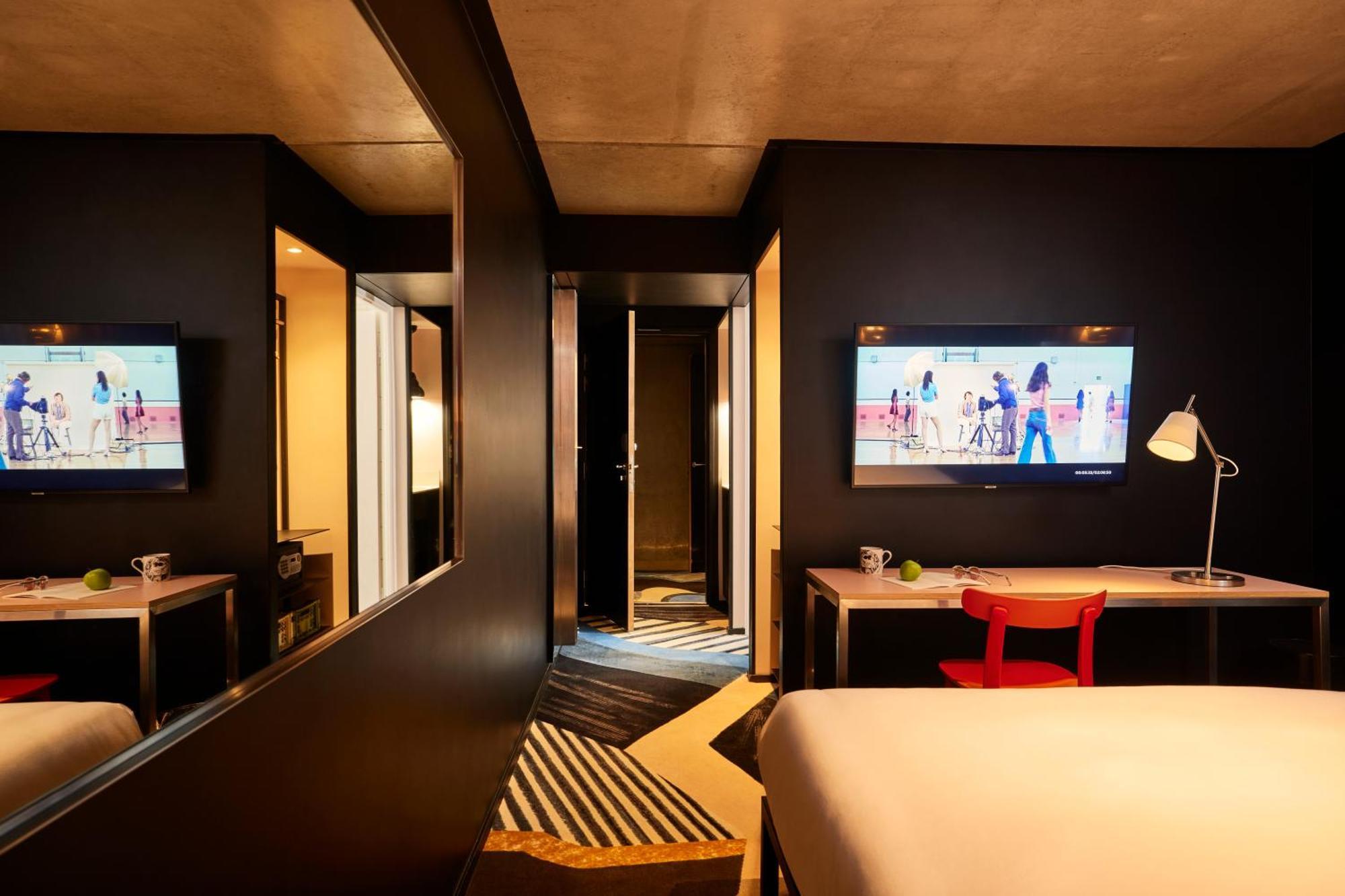 Hotel Mama Shelter East 2*