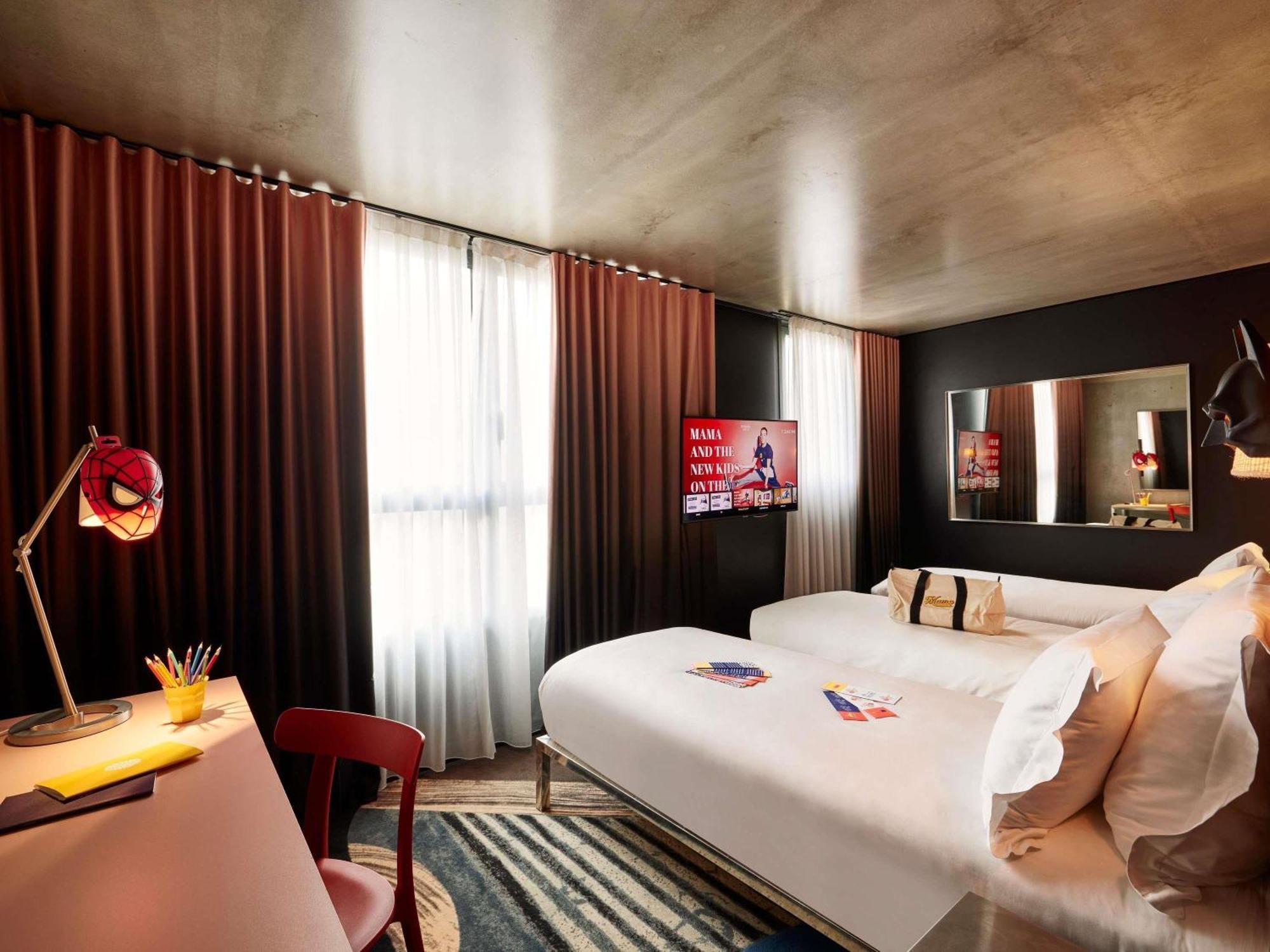 Hotel Mama Shelter East Paris
